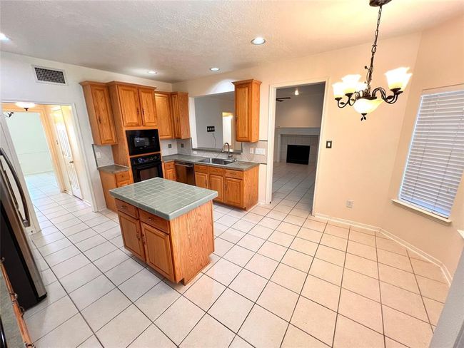 2222 Scenic Shore Dr, House other with 5 bedrooms, 4 bathrooms and null parking in Seabrook TX | Image 8
