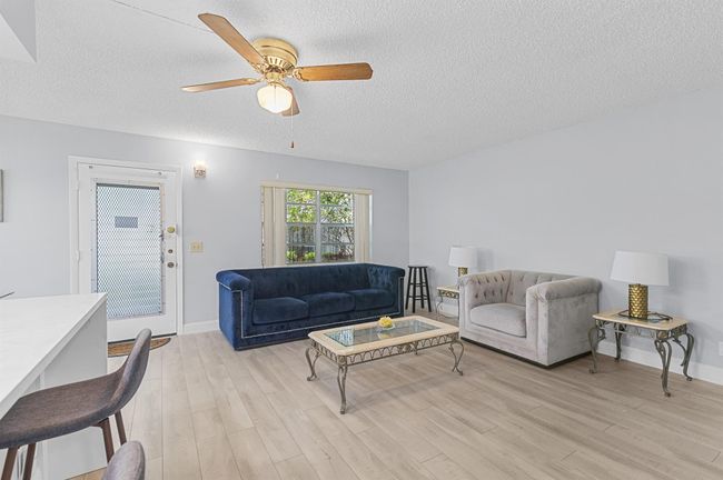 590 Normandy M, Condo with 2 bedrooms, 2 bathrooms and null parking in Delray Beach FL | Image 5