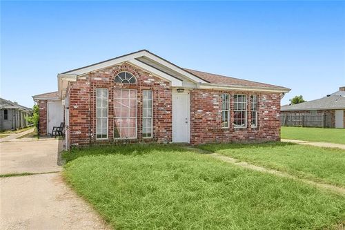 9100 02 Titans Drive, Chalmette, LA, 70043 | Card Image