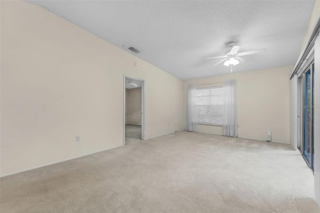 Living Room | Image 4