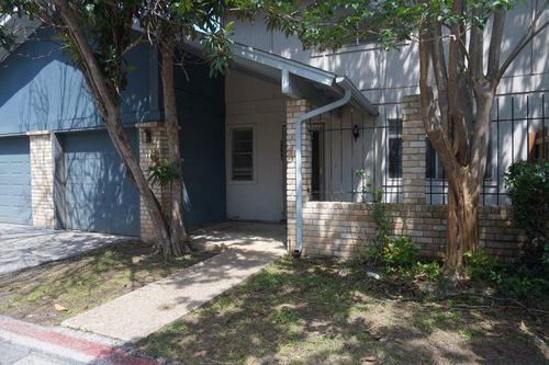 5919 Hidden Valley Trl, Austin, TX, 78744-4418 | Card Image