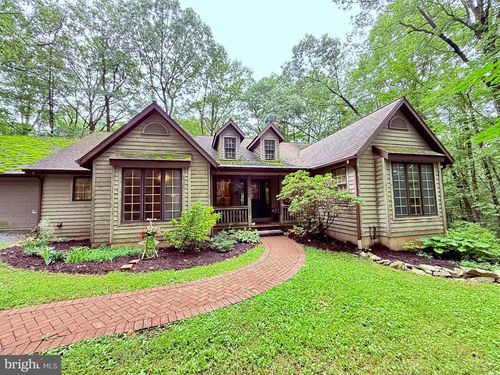 5907 Wertztown Rd, NARVON, PA, 17555-9467 | Card Image