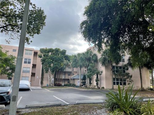 apt-205-9481 Evergreen Pl, Davie, FL, 33324-4326 | Card Image