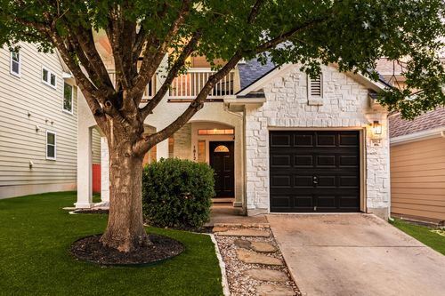 1812 Village Oak Ct, Austin, TX, 78704-5171 | Card Image