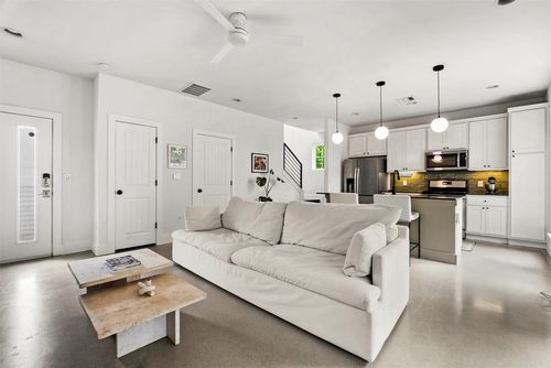 b-1213 Eleanor St, Austin, TX, 78721-2117 | Card Image