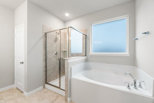 1241 Comal Ln, House other with 4 bedrooms, 2 bathrooms and null parking in Springtown TX | Image 20