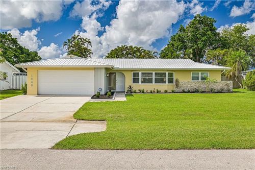 1646 S Flossmoor Rd, FORT MYERS, FL, 33919-6407 | Card Image