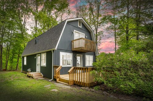 803 Winesap Cir, Howard, OH, 43028-8035 | Card Image