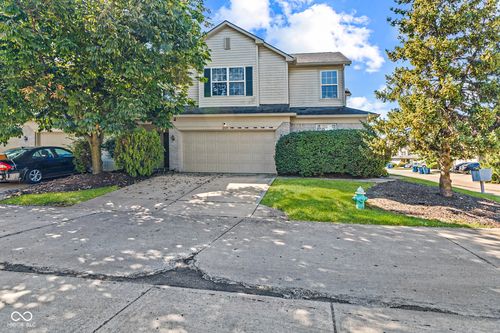 2429 Boyer Ln, Indianapolis, IN, 46217-8793 | Card Image