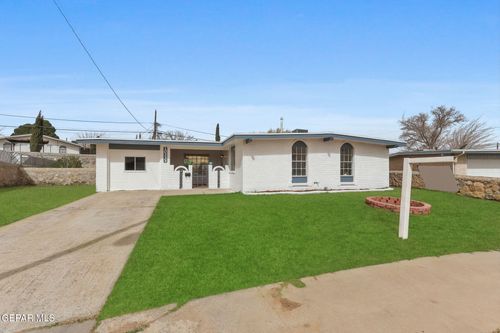 10333 Uvalde Pl, El Paso, TX, 79924-2920 | Card Image