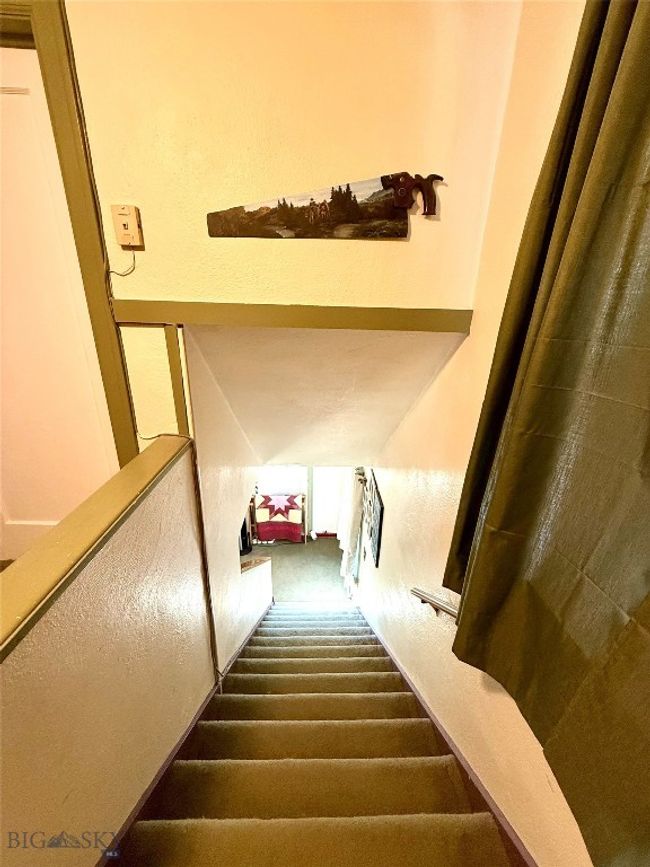 Upper Stairs To Main Level | Image 28