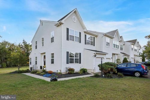 801 Evergreen Cir, TELFORD, PA, 18969-2617 | Card Image