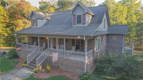 3595 Nc Highway 268 E, Pilot Mountain, NC, 27041 | Card Image