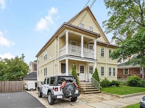 1-200 Woodside Ave, Winthrop, MA, 02152-2062 | Card Image