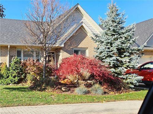 9-165 Main St E, Grimsby, ON, L3M1P2 | Card Image