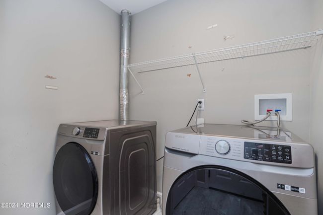 47 Knoll Ct, Condo with 2 bedrooms, 2 bathrooms and null parking in Matawan NJ | Image 14