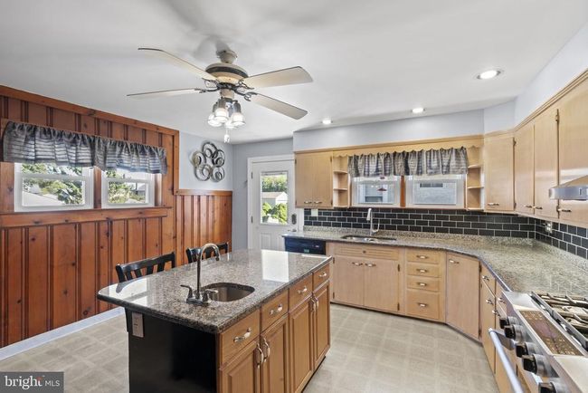 230 Glenwood Rd, House other with 4 bedrooms, 2 bathrooms and null parking in KING OF PRUSSIA PA | Image 5