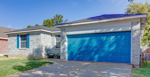 2000 Steeds Xing, Pflugerville, TX, 78660-7607 | Card Image