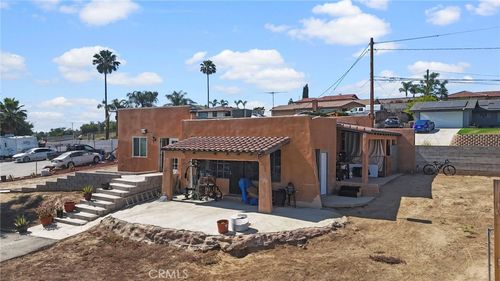 8035 Santa Rita St, Corona, CA, 92881 | Card Image