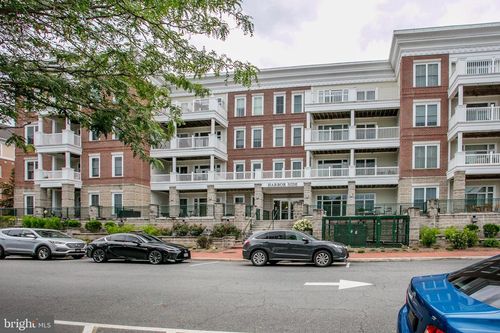 unit-105-525 Belmont Bay Dr, WOODBRIDGE, VA, 22191-5477 | Card Image