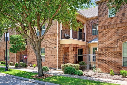 8317 Moore St, Frisco, TX, 75034-4943 | Card Image