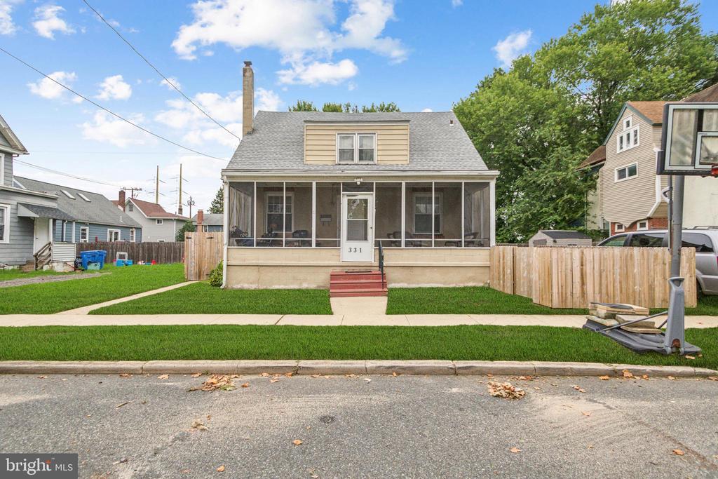Elm St, Westville, NJ 08093