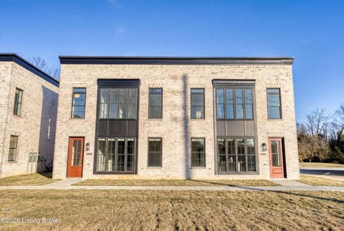 2902 Meghan Ln, Louisville, KY, 40291 | Card Image