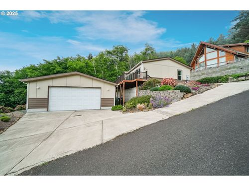 257 Windsong St, Yachats, OR, 97498-8421 | Card Image