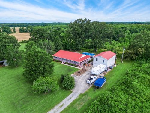 219 Thomas Farm Ln, Morrison, TN, 37357-6096 | Card Image