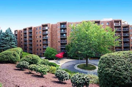 709-1500 Cochran Rd, Pittsburgh, PA, 15243 | Card Image