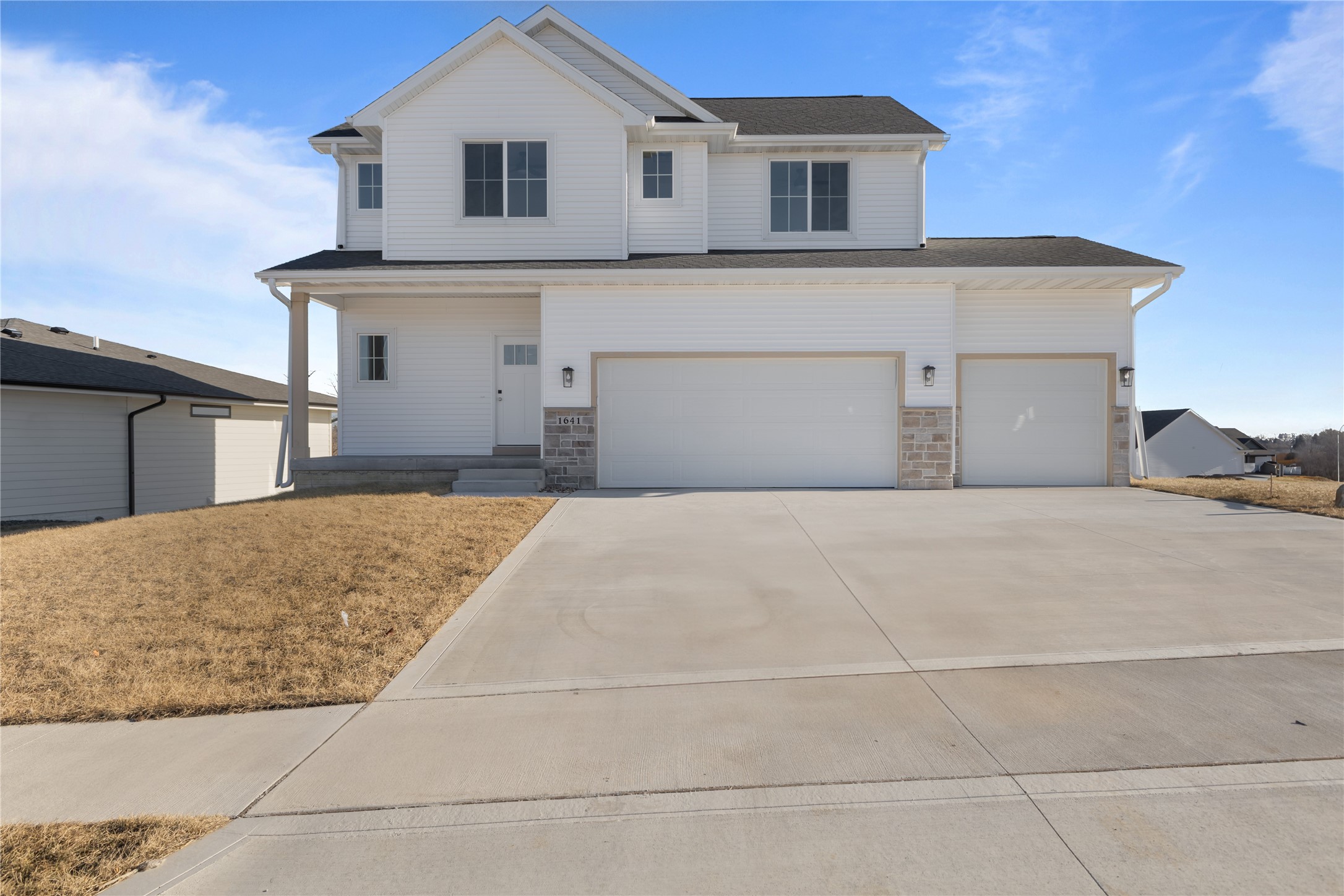 20th Ave, Altoona, IA 50009