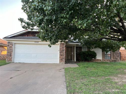 7208 Ridge Road W, Fort Worth, TX, 76133 | Card Image