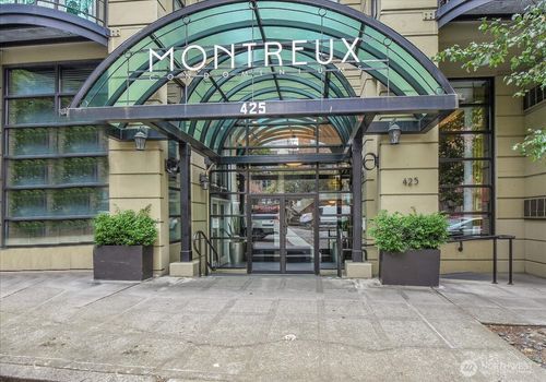614-425 Vine Street, Seattle, WA, 98121 | Card Image