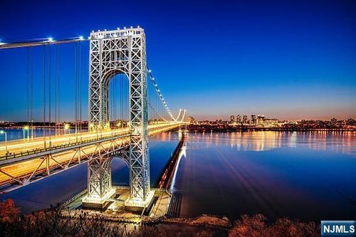 170 Myrtle Ave, Fort Lee, NJ, 07024-7821 | Card Image