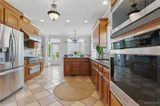 9446 Crescent View Dr, House other with 5 bedrooms, 3 bathrooms and null parking in Mechanicsville VA | Image 4