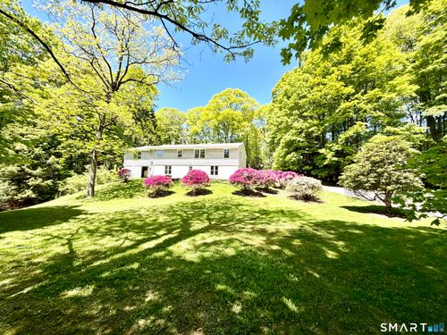 137 Florida Hill Rd, Ridgefield, CT, 06877-5224 | Card Image
