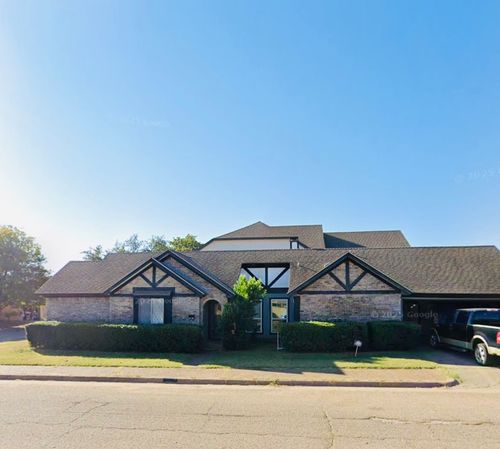 2224 Brigadoon Ct, Arlington, TX, 76013-5812 | Card Image