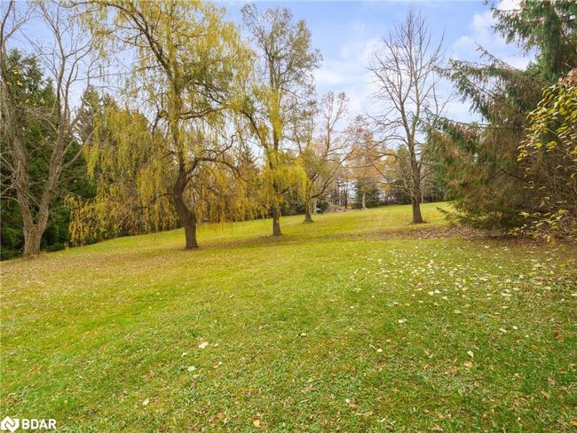 18 Mckibbon Ave, House other with 4 bedrooms, 3 bathrooms and 17 parking in Amaranth ON | Image 36