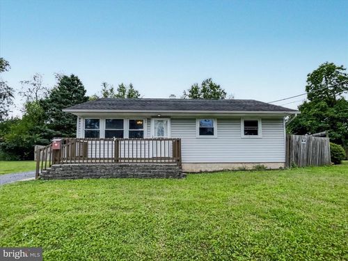 841 Scenery Pl, HARRISBURG, PA, 17109-5324 | Card Image