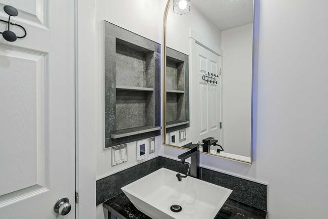 122 Rockywood Cir Nw, House other with 4 bedrooms, 4 bathrooms and 4 parking in Calgary AB | Image 29