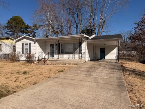 2214 Trousdale St, Poplar Bluff, MO, 63901-2560 | Card Image