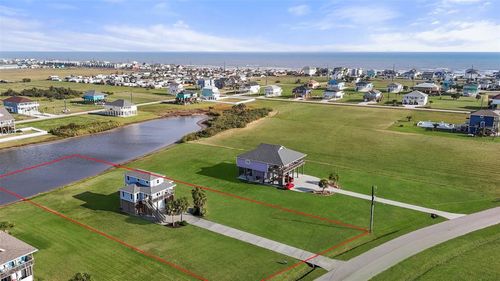 4003 Indian Beach Dr, Galveston, TX, 77554-1021 | Card Image