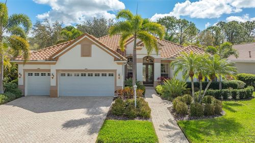 8215 Waterview Blvd, LAKEWOOD RANCH, FL, 34202-2269 | Card Image