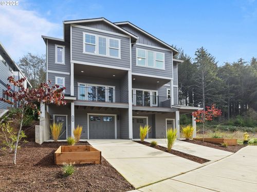 1496 Se Marine Ave, Lincoln City, OR, 97367-2547 | Card Image