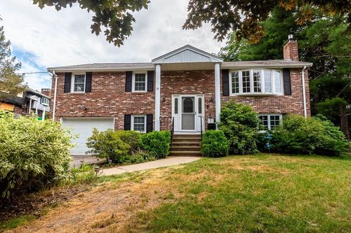 23 Granite St, Dedham, MA, 02026-6501 | Card Image