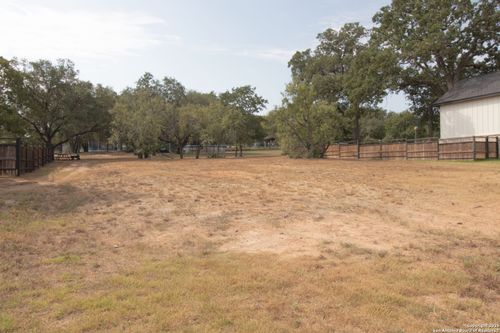 129 Bayberry Ct, La Vernia, TX, 78121-0107 | Card Image