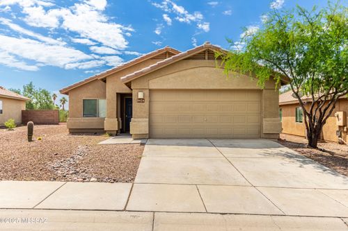 9454 N Scarlet Tanager Ln, Tucson, AZ, 85742-8454 | Card Image