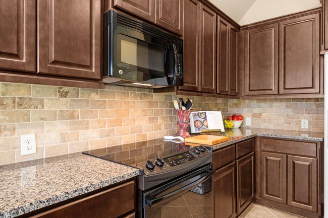 2616 Mountain Sage Dr, House other with 4 bedrooms, 2 bathrooms and 2 parking in Pearland TX | Image 15