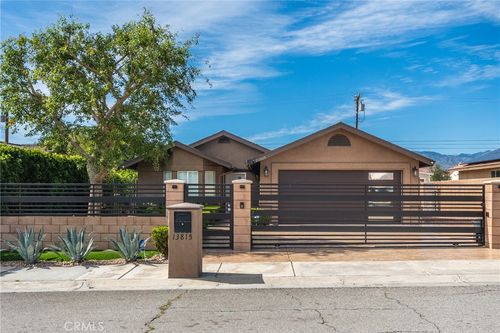 13815 Del Ray Ln, Desert Hot Springs, CA, 92240-5523 | Card Image