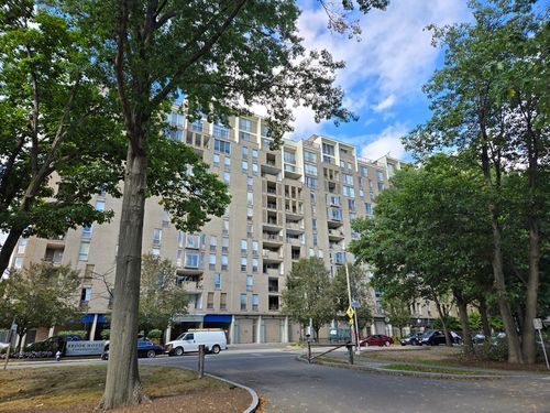 apt-417-33 Pond Ave, Brookline, MA, 02445-7155 | Card Image